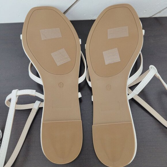 NEW Journee Collection Womens Size 11 White Strappy Slingback Sandals 4CT - Picture 7 of 8